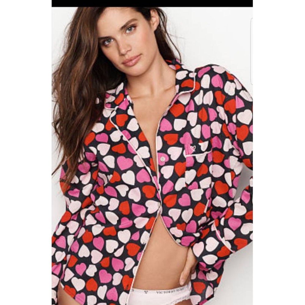 Victoria's Secret Women's XL Sleepwear Pajama Top Hearts Print‎ Long Sleeve NWT